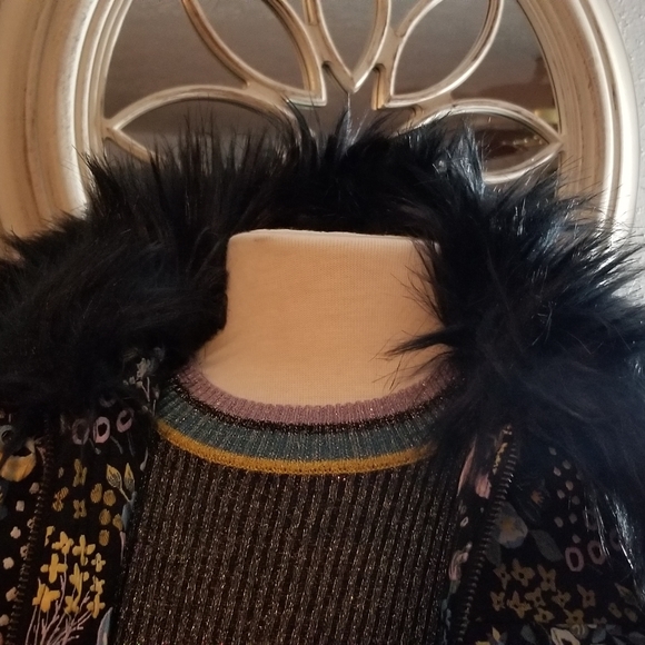 COPY - Sui by Anna Sui Women's Autumn Tapestry Vest - Picture 6 of 8